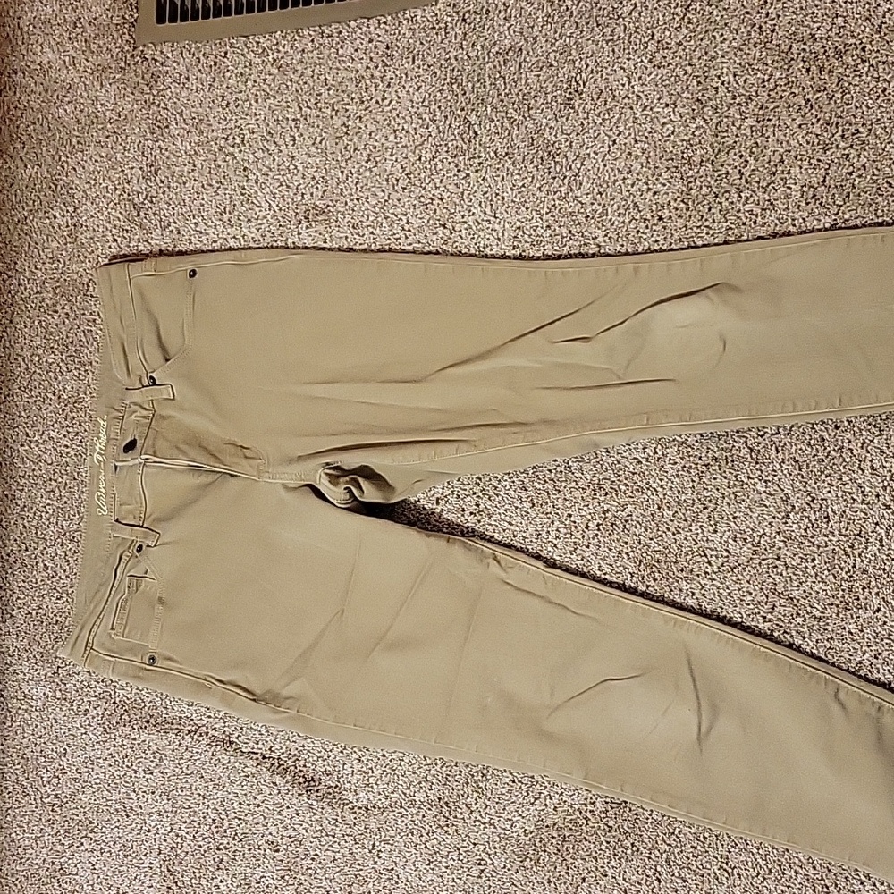 Khaki skinny jeans